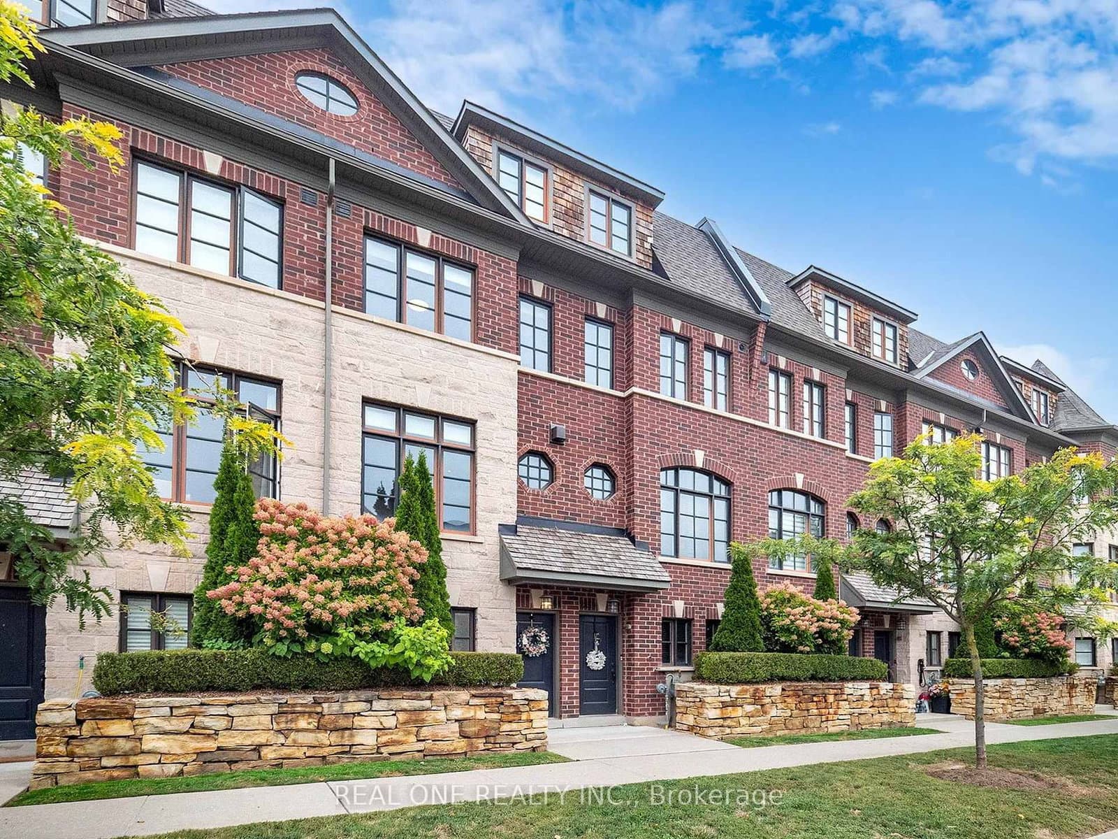 2161 Lillykin Street