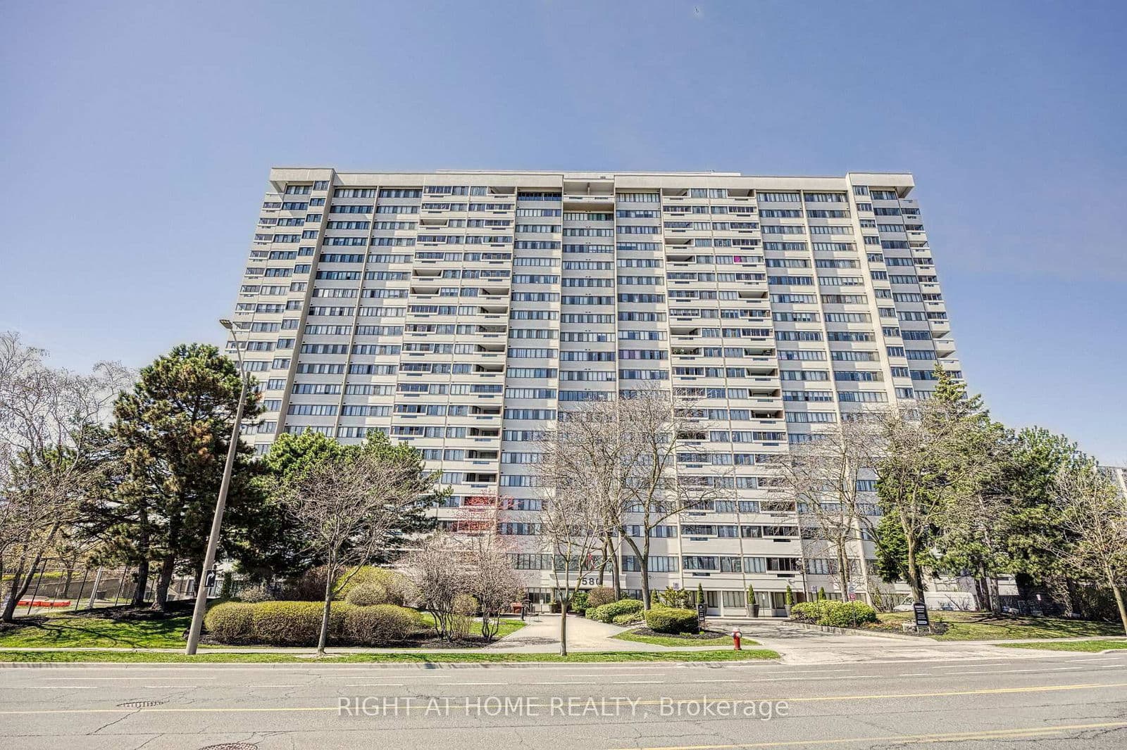 #205 - 1580 Mississauga Valley Boulevard