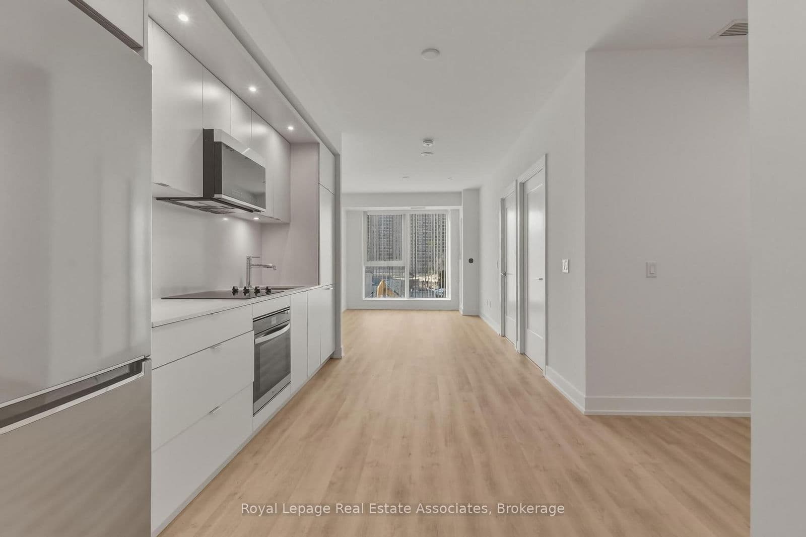 25 Cordova Avenue, Unit 417