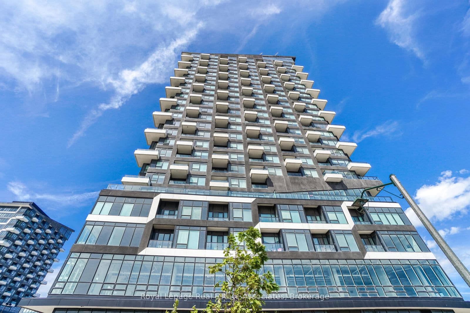 297 Oak Walk Drive, Unit 2003