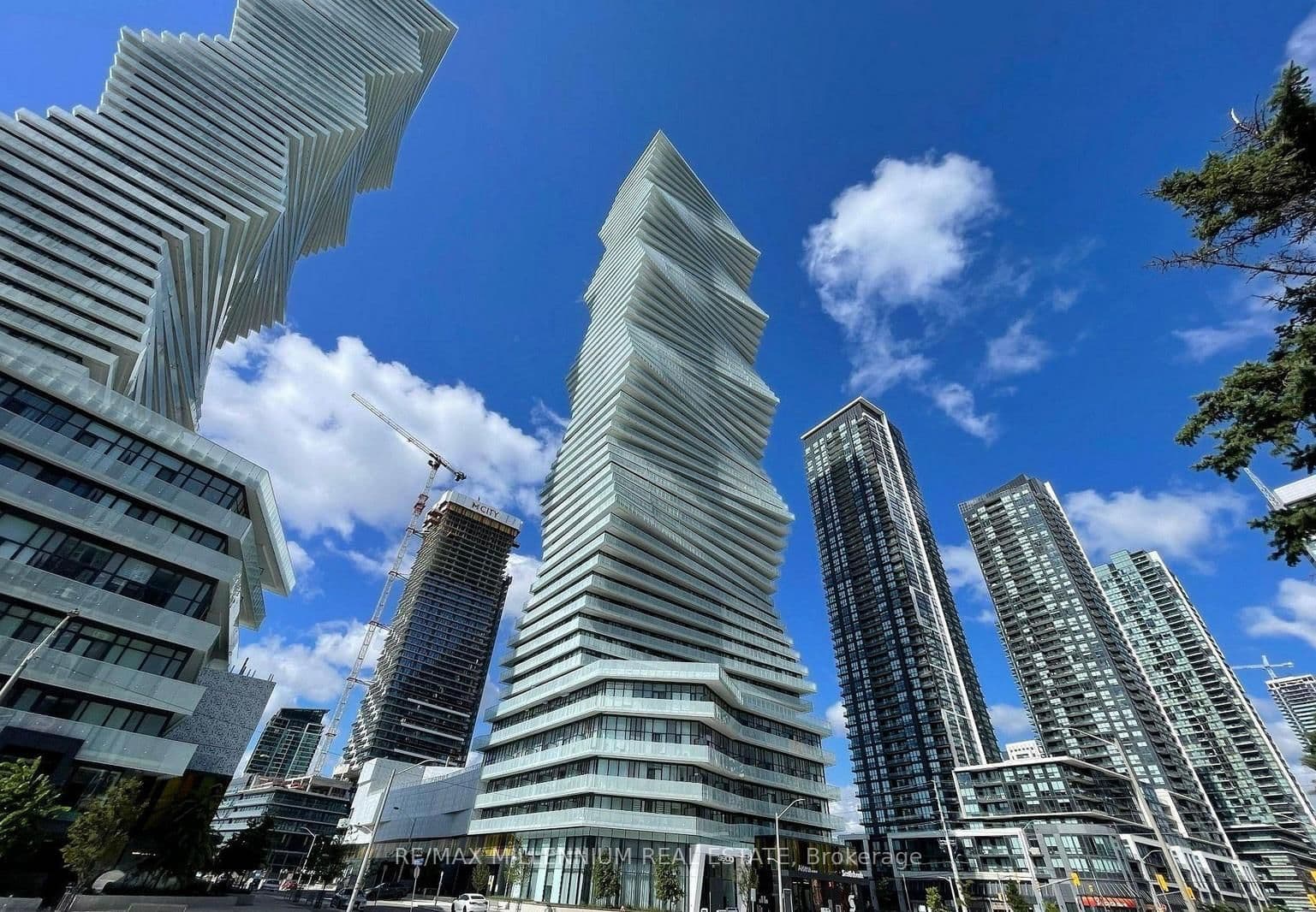 #5901 - 3900 Confederation Parkway