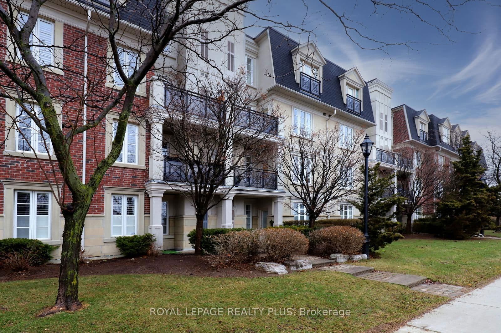 #215 - 3351 Cawthra Road