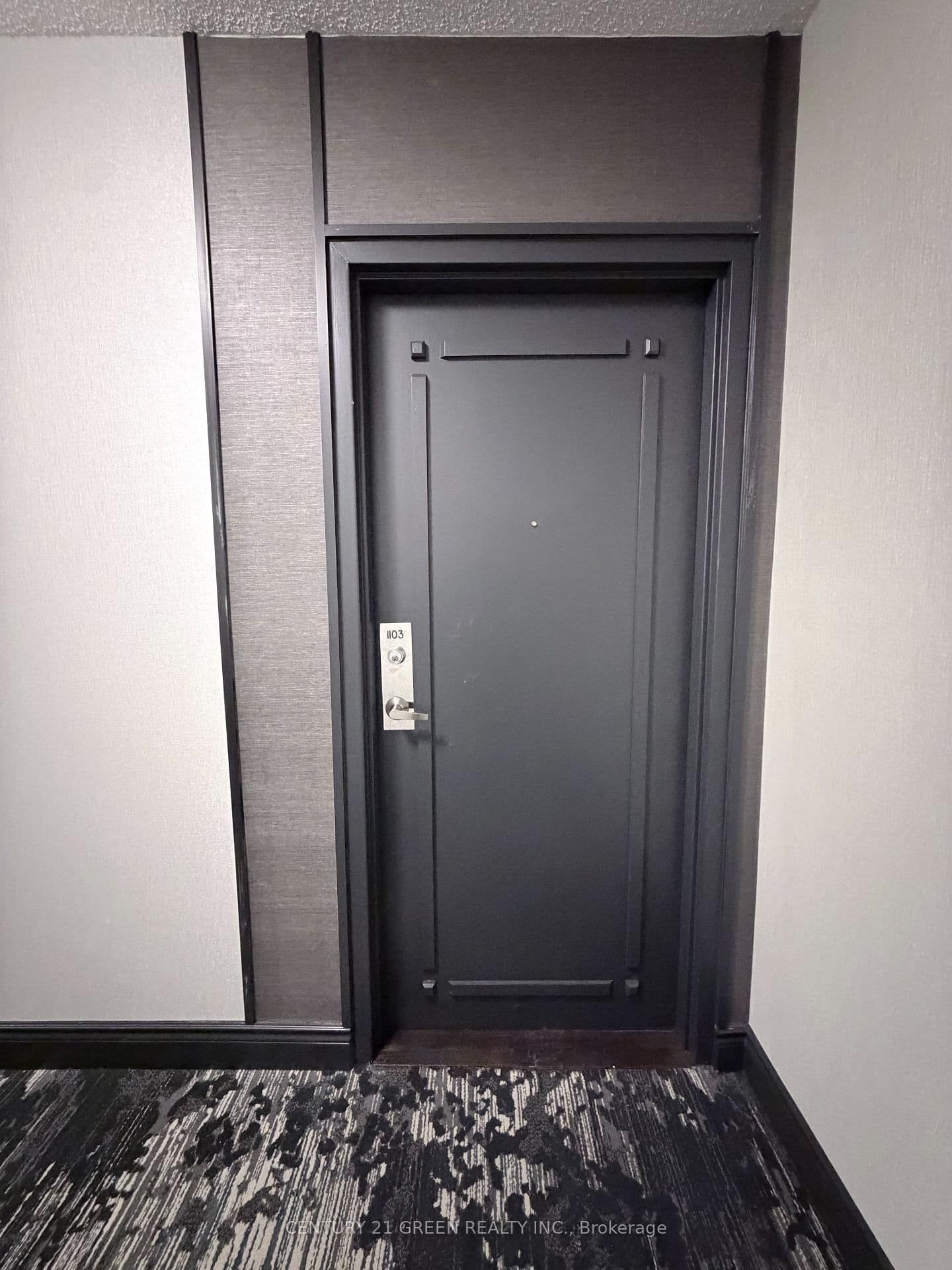 #1103 - 200 Burnhamthorpe Road E