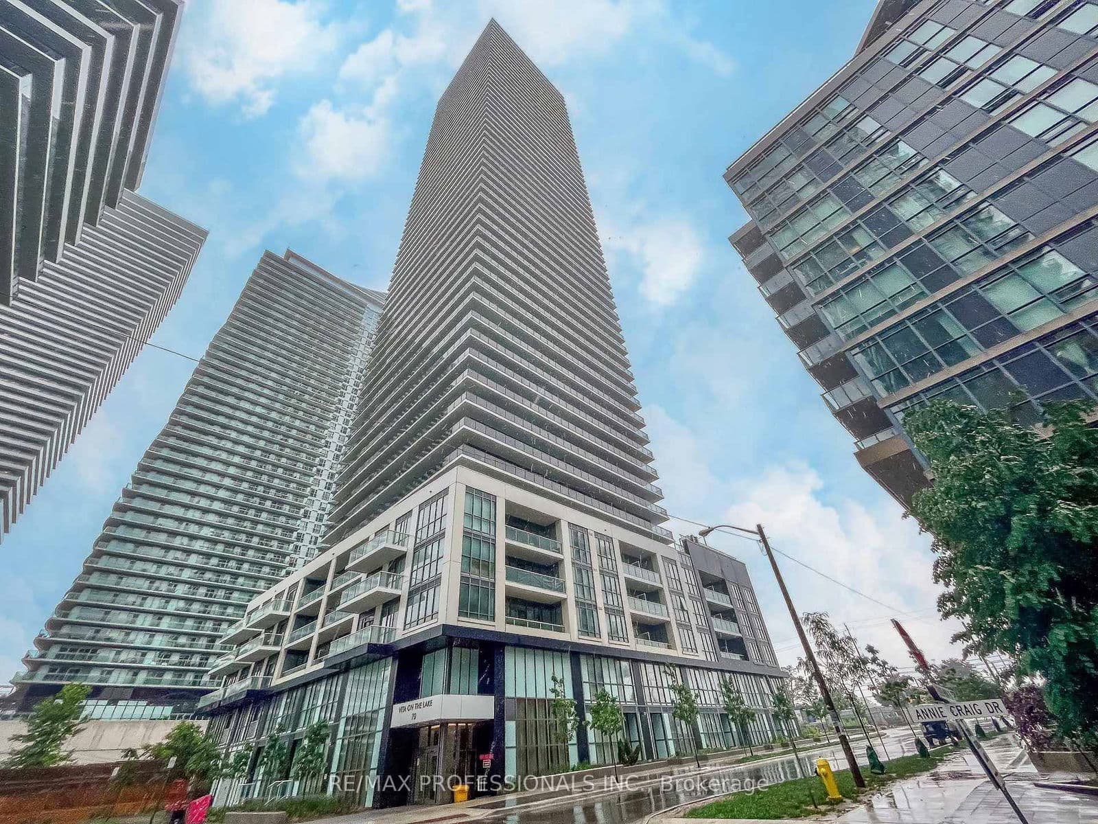 70 Annie Craig Drive, Unit 5406