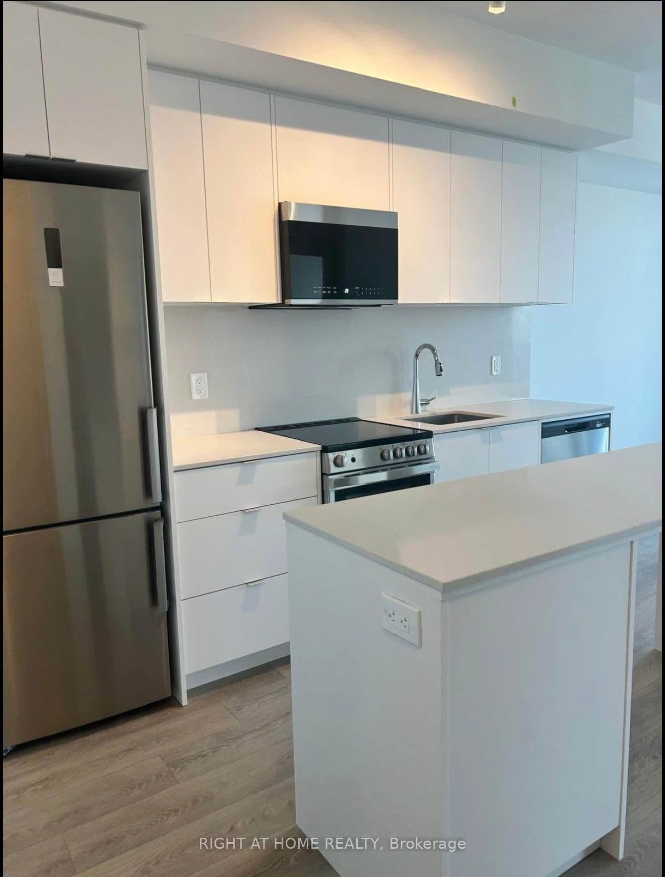 #1004 - 2088 James Street