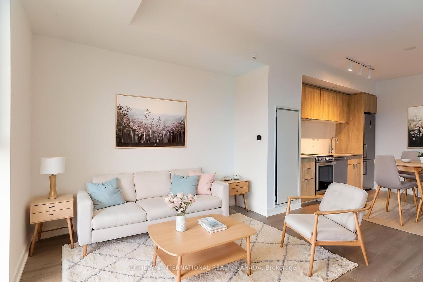 1660 Bloor Street W, Unit 603