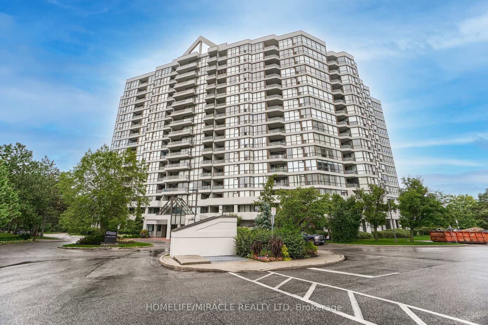 #502 - 1 Rowntree Road