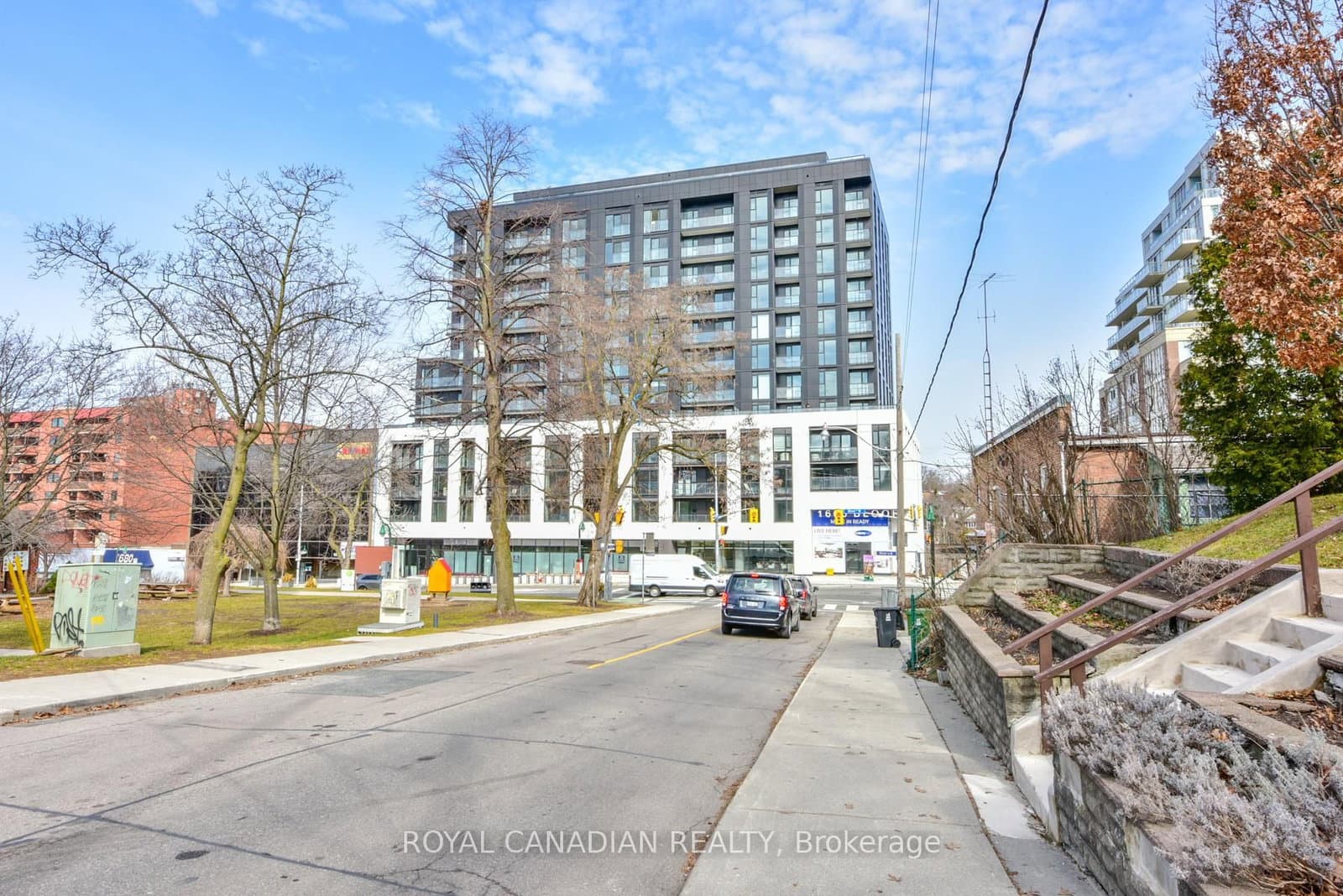 1660 Bloor Street W, Unit 601