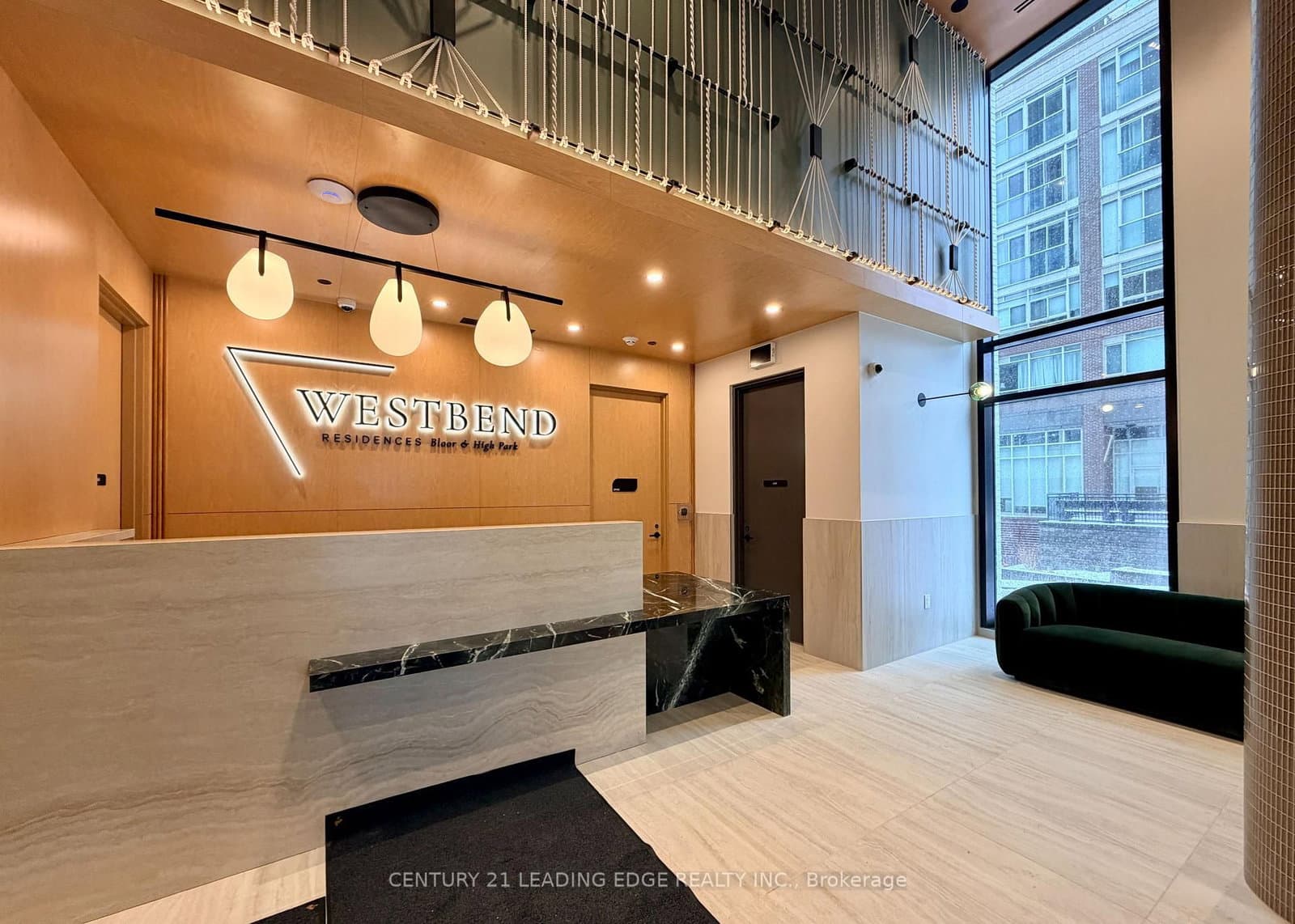 1660 Bloor Street W, Unit 706