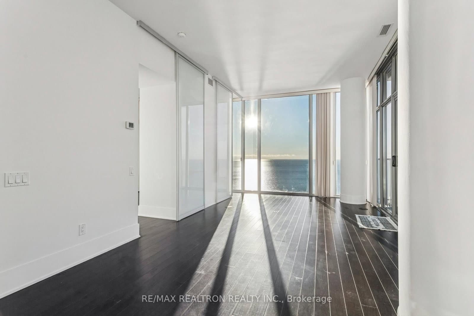 #2805 - 103 The Queensway