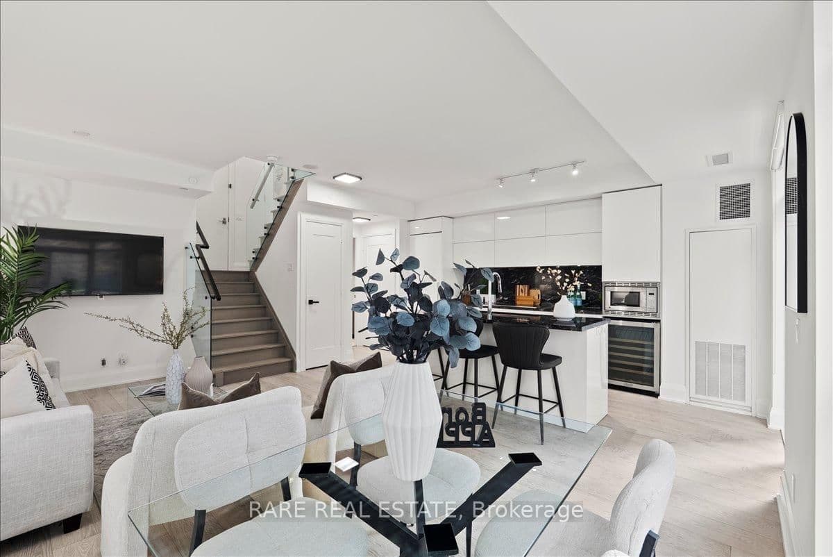 110 Marine Parade Drive, Unit 103