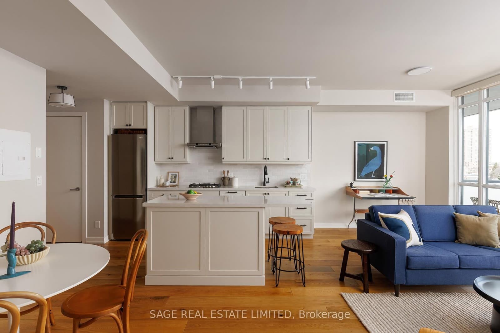 #707 - 36 Howard Park Avenue