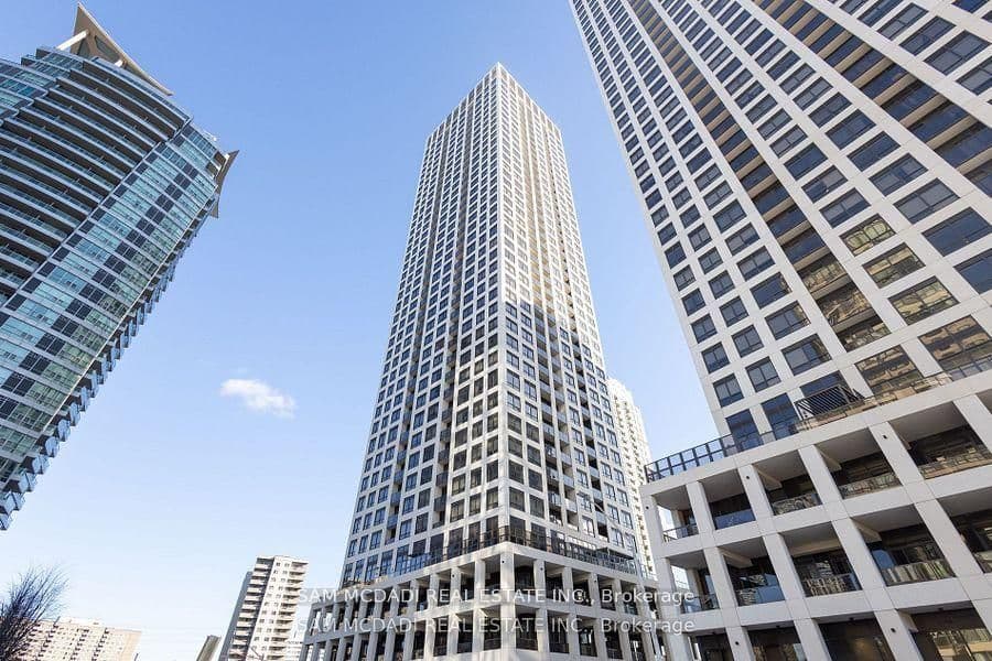 30 Elm Drive, Unit 2709