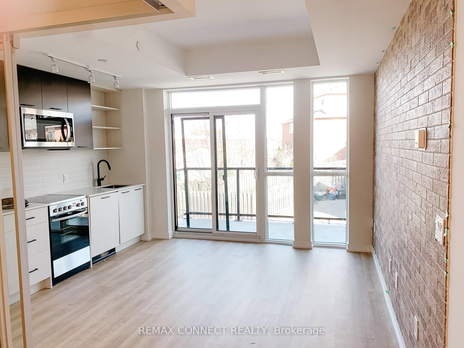 2300 St. Clair Avenue W, Unit 214