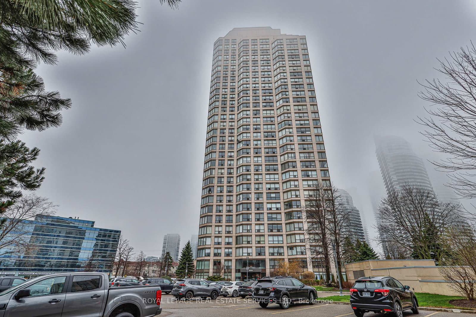 #2006 - 2269 Lake Shore Boulevard W