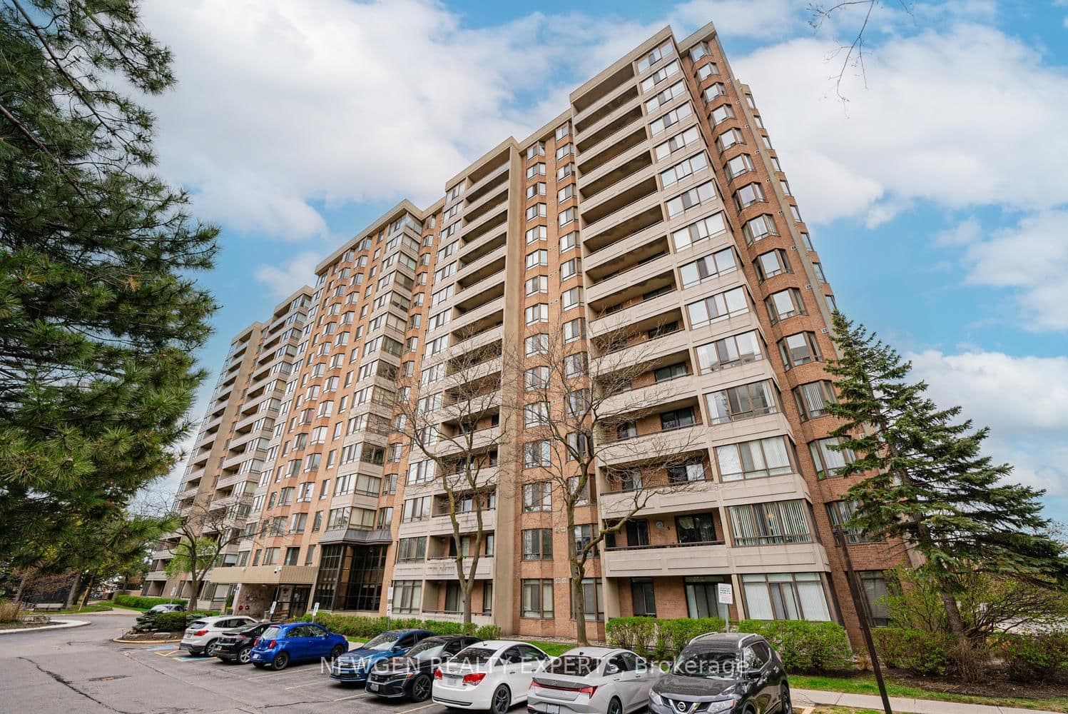 #1404 - 5 Lisa Street