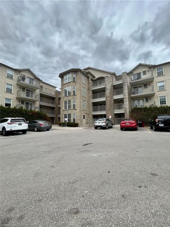 #304 - 1480 Bishops Gate