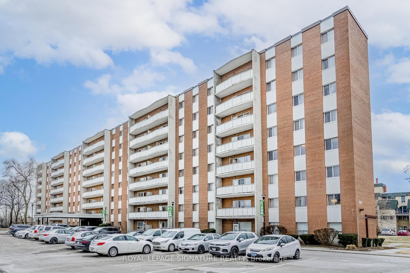 1660 Bloor Street, Unit 705