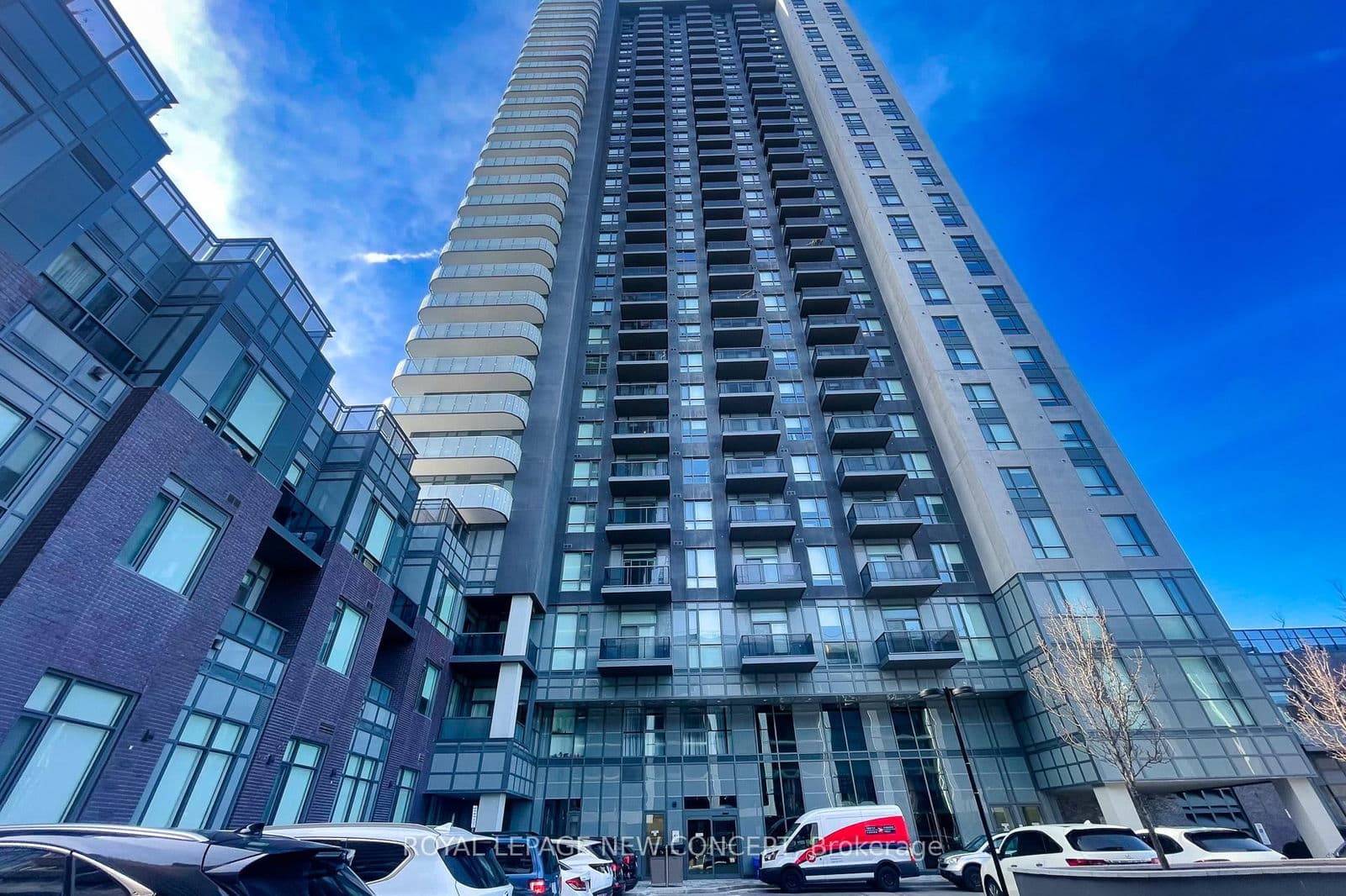 8 Nahani Way, Unit 2819