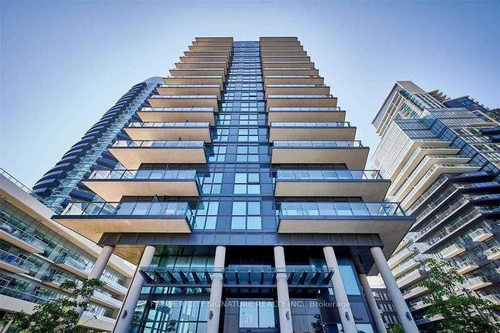 39 Annie Craig Drive, Unit 1207
