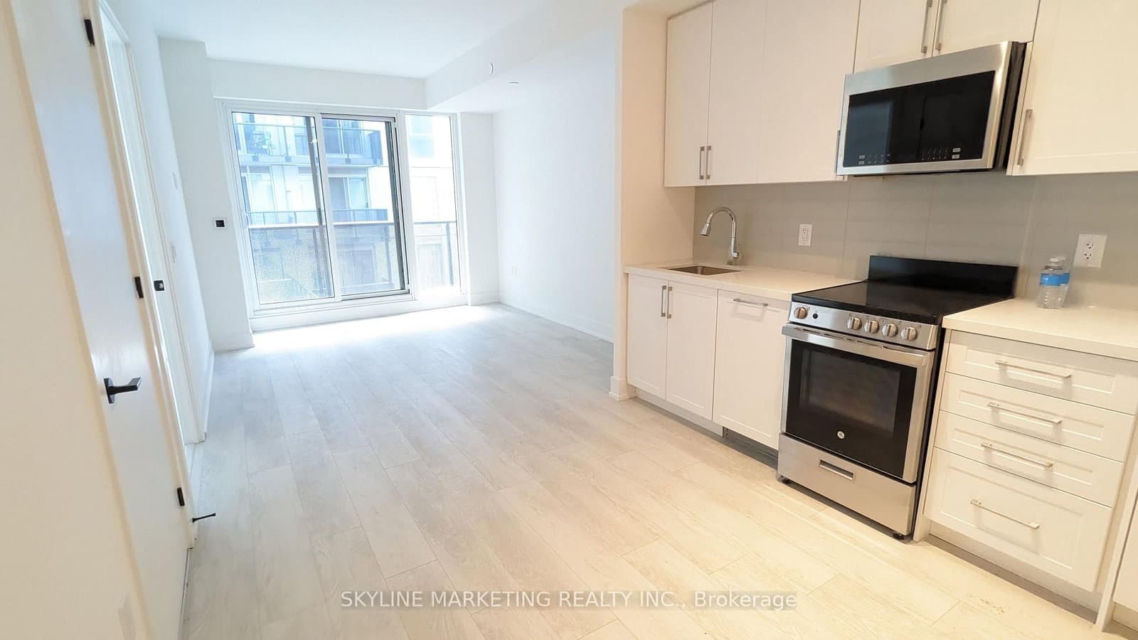 2450 Old Bronte Road, Unit 401