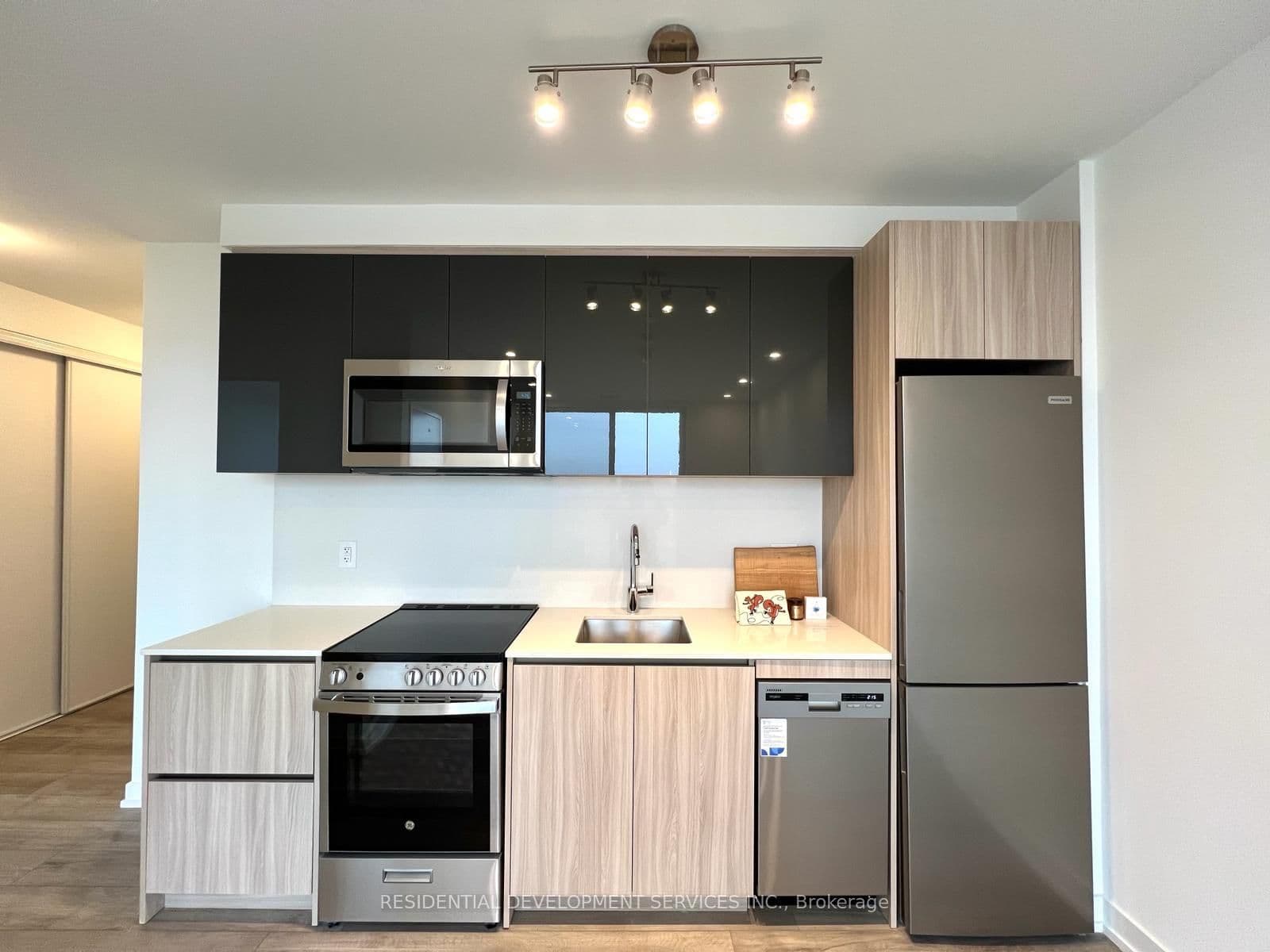 3100 Keele Street, Unit 906