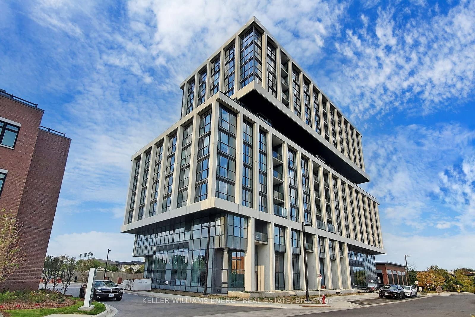 1063 Douglas McCurdy Comm Circle, Unit 905