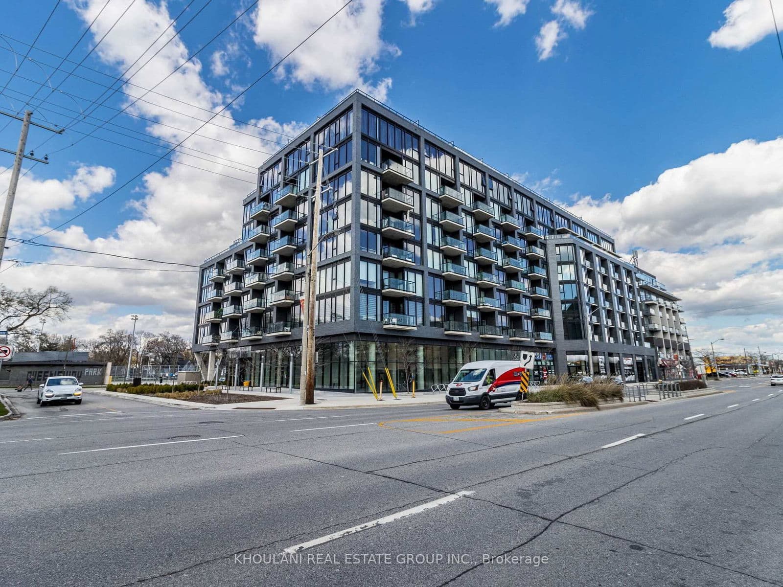 7 Smith Crescent, Unit 403