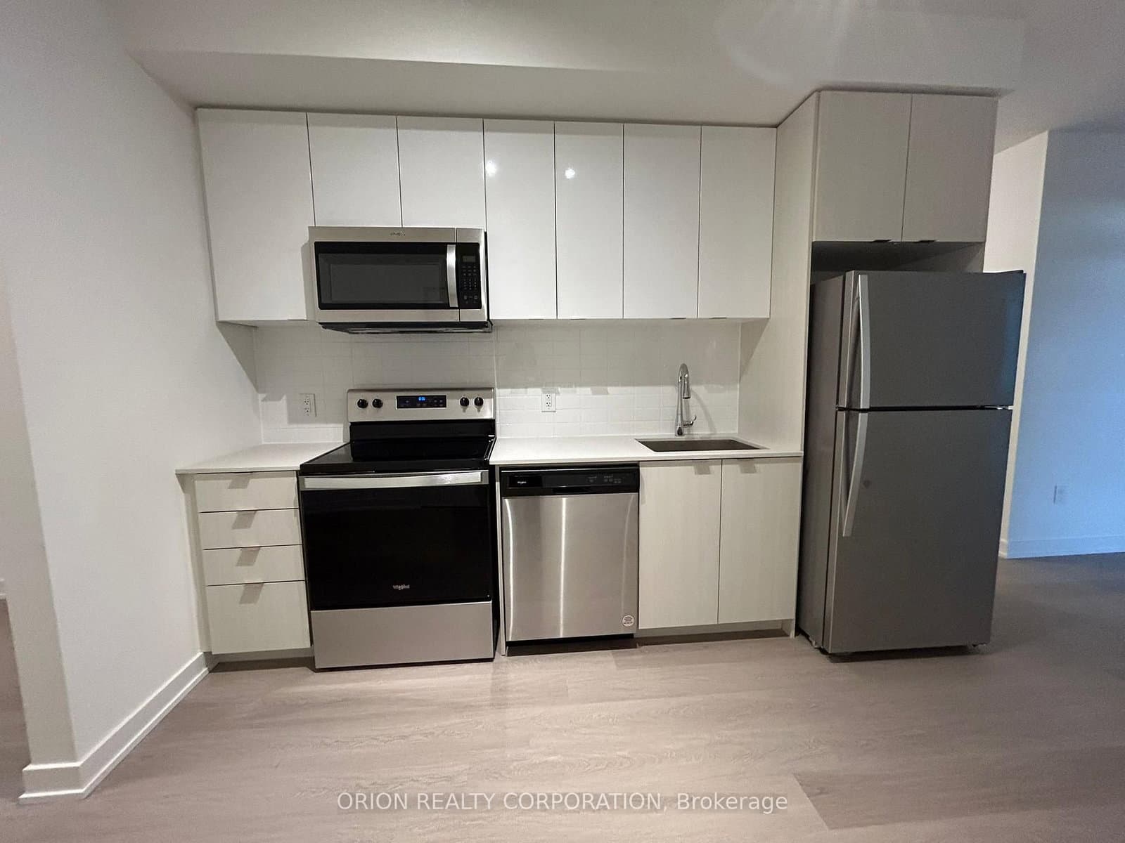 859 The Queensway, Unit 608