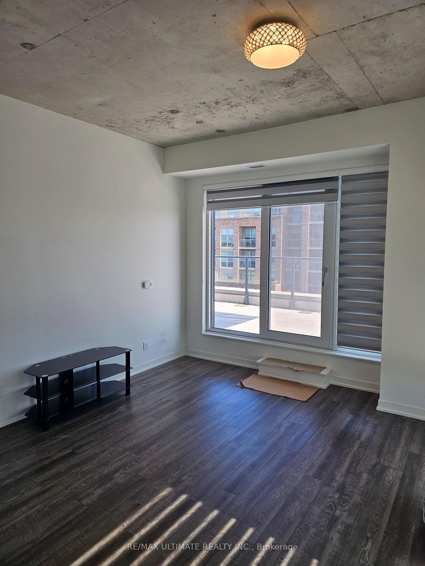 1808 St. Clair Avenue W, Unit 809