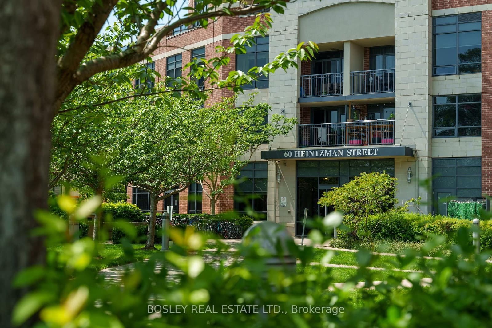 60 Heintzman Street, Unit 1913