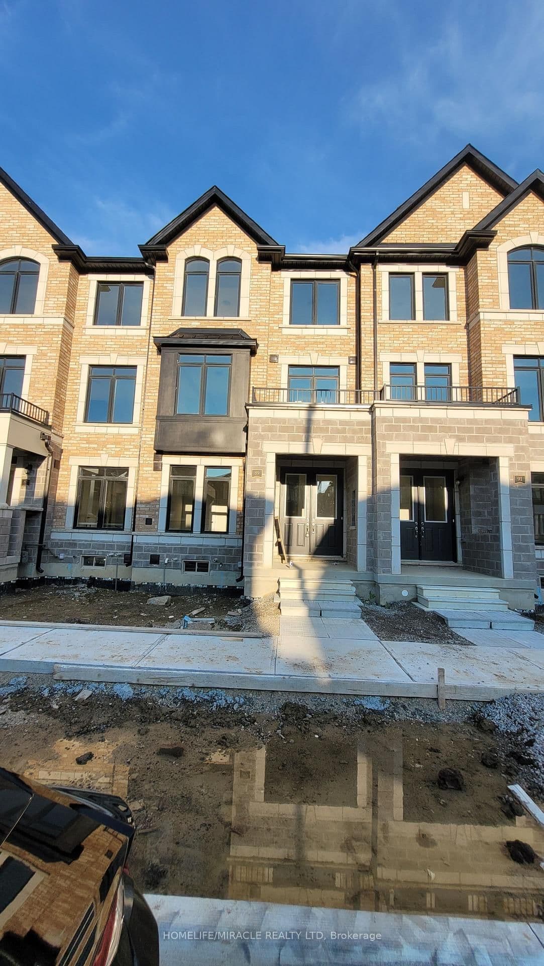 89 Camino Real Drive