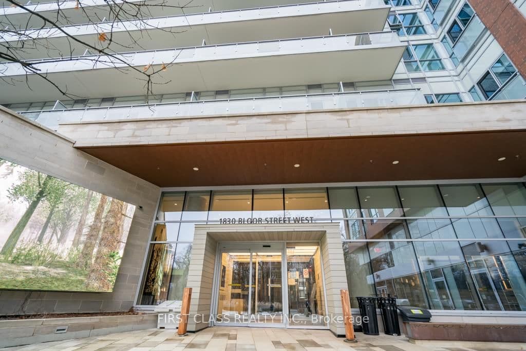 1830 Bloor Street W, Unit 1020