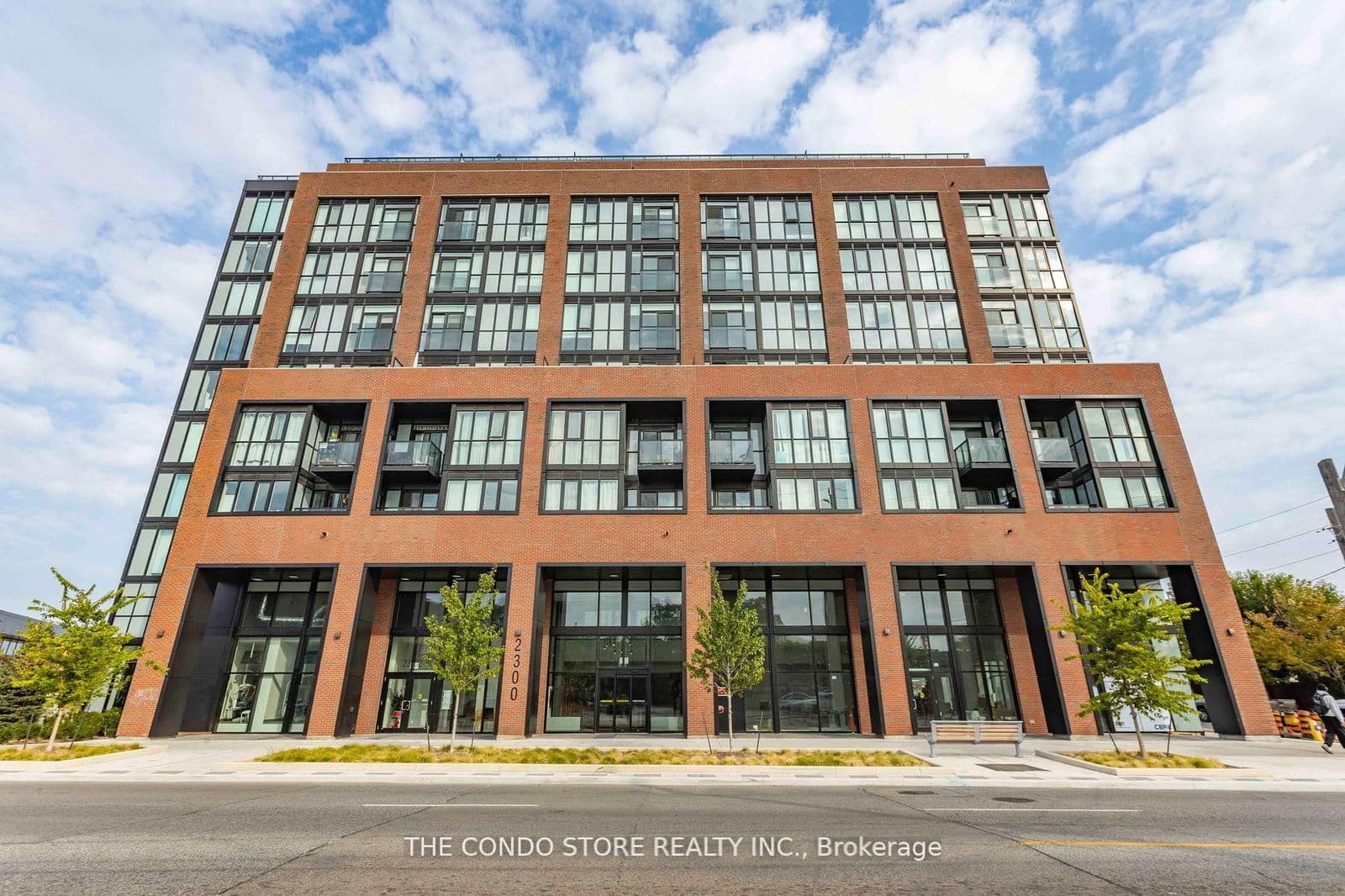 2300 St. Clair Avenue W, Unit 512