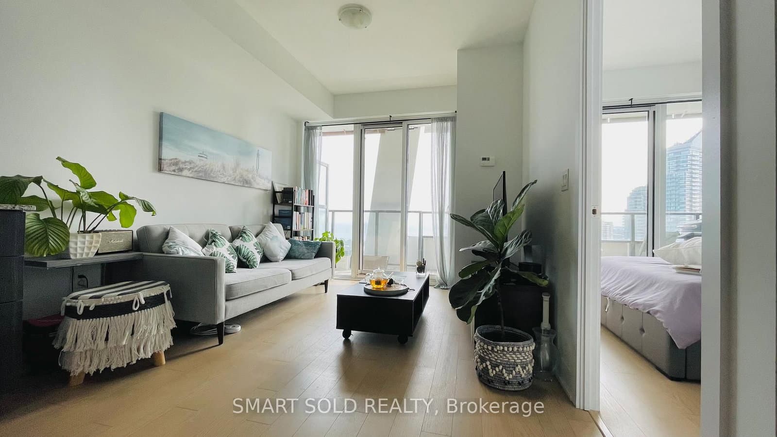 30 Shore Breeze Drive, Unit 2419