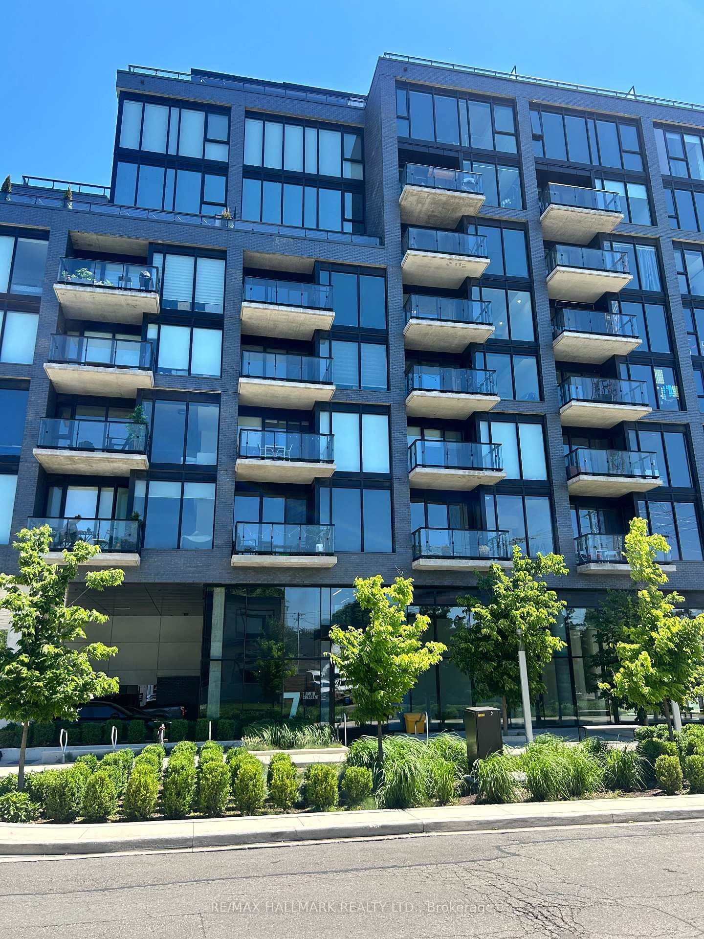 7 Smith Crescent, Unit 501