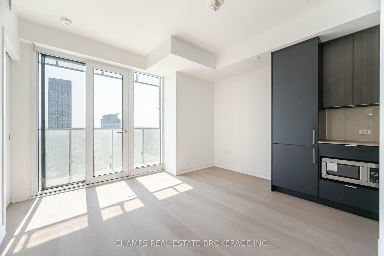 3883 Quartz Road, Unit 2210