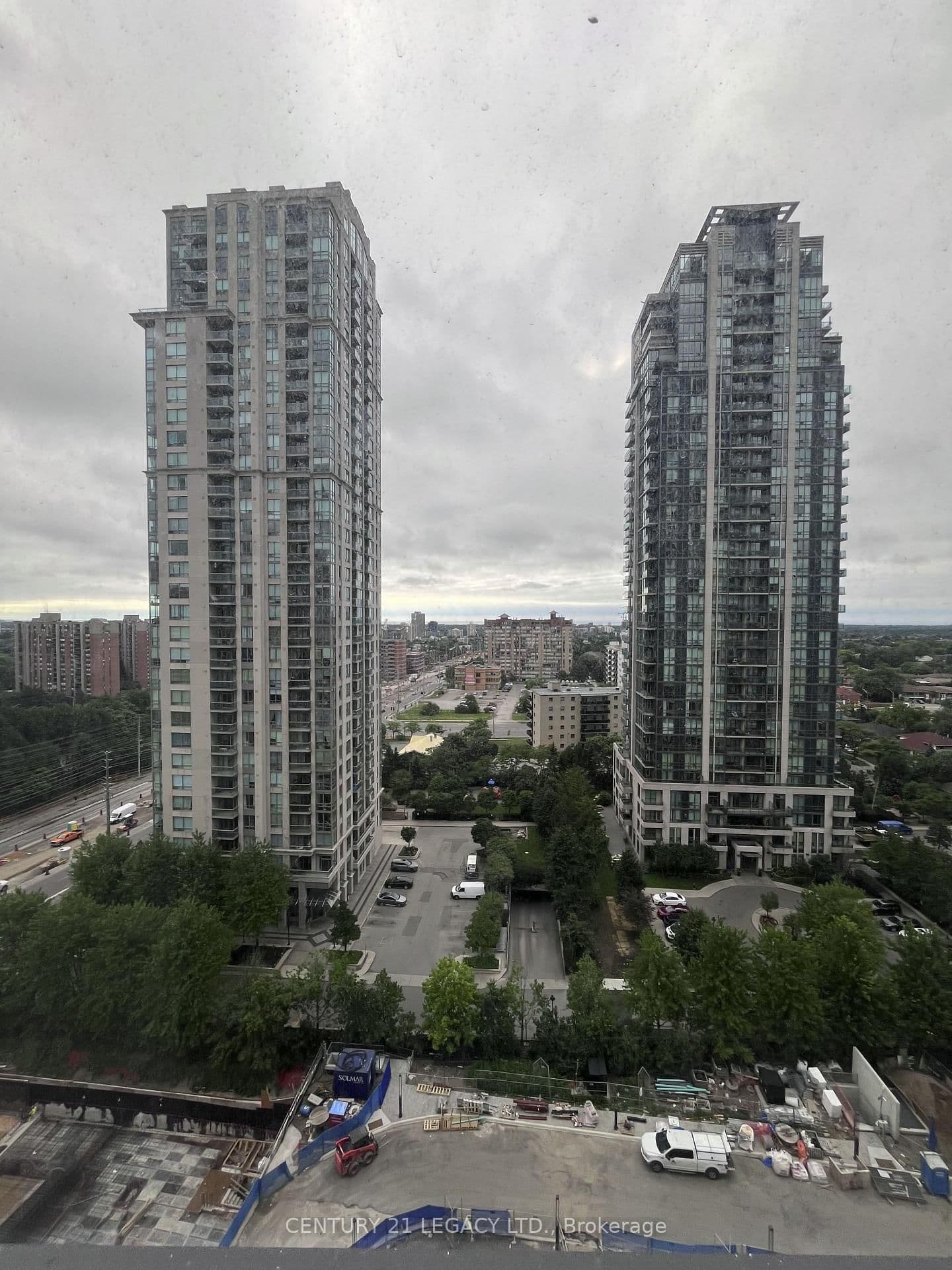 30 Elm Drive, Unit 1205