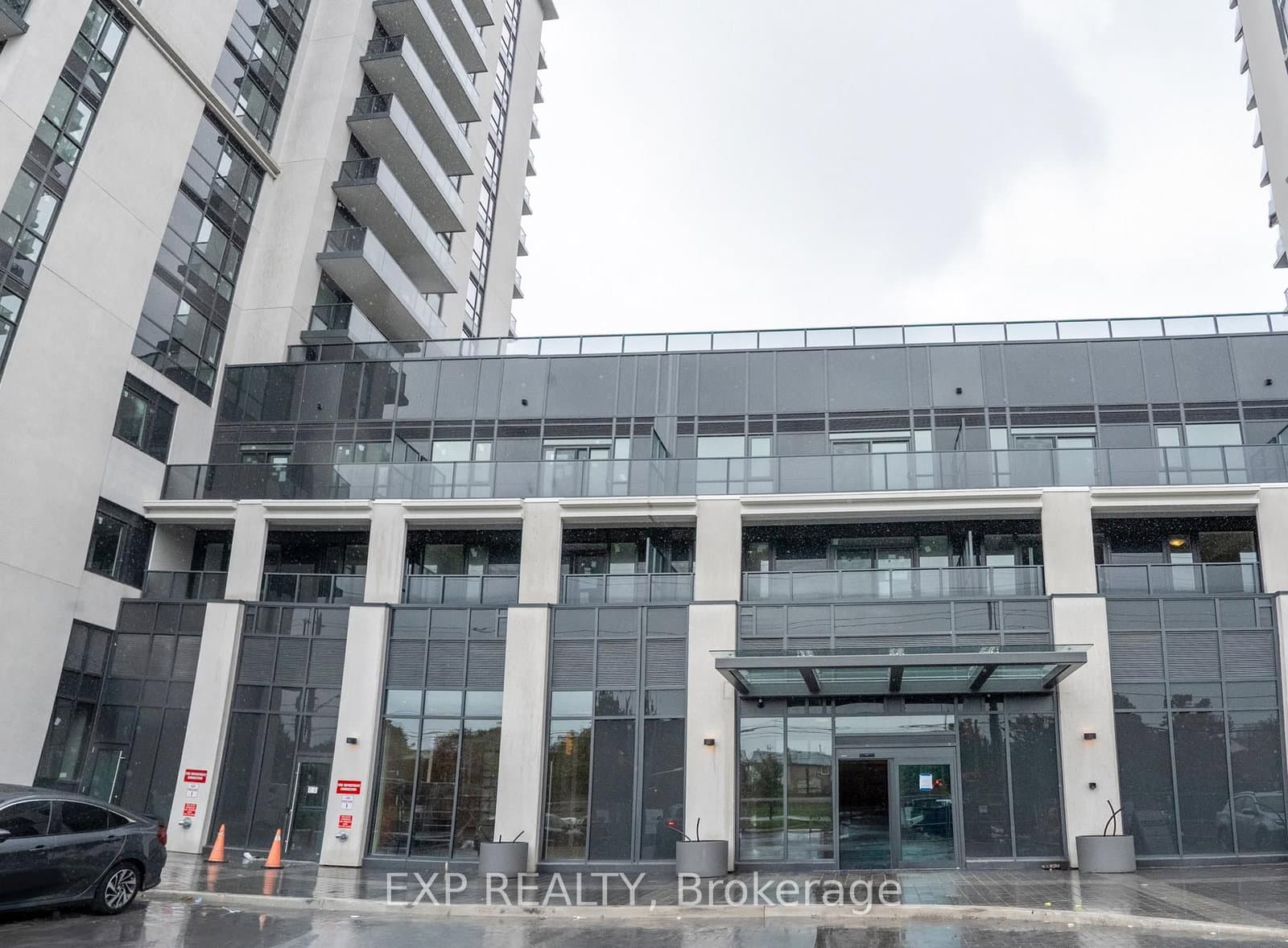 202 Burnhamthorpe Road E, Unit 602