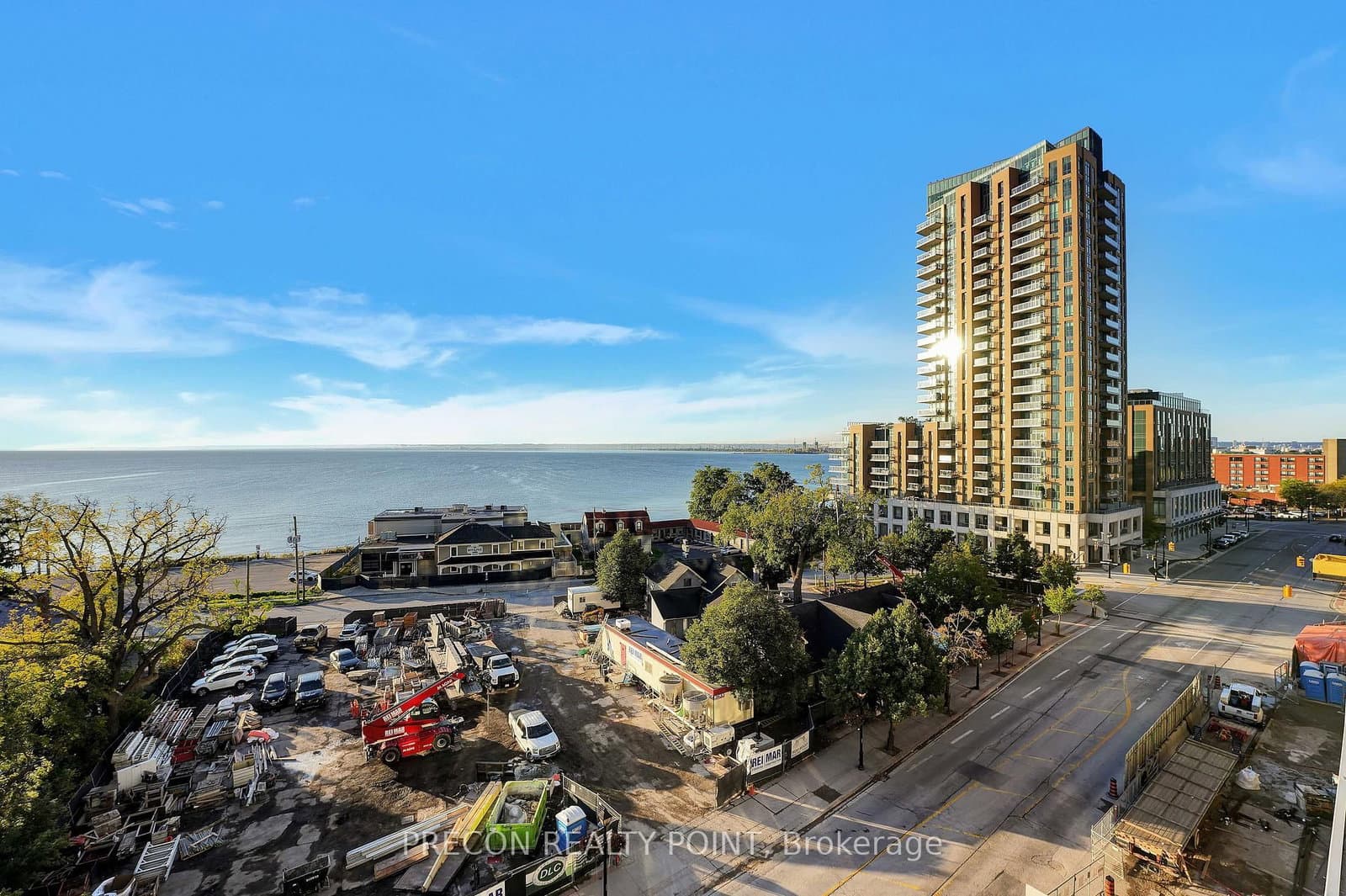 370 Martha Street, Unit 605