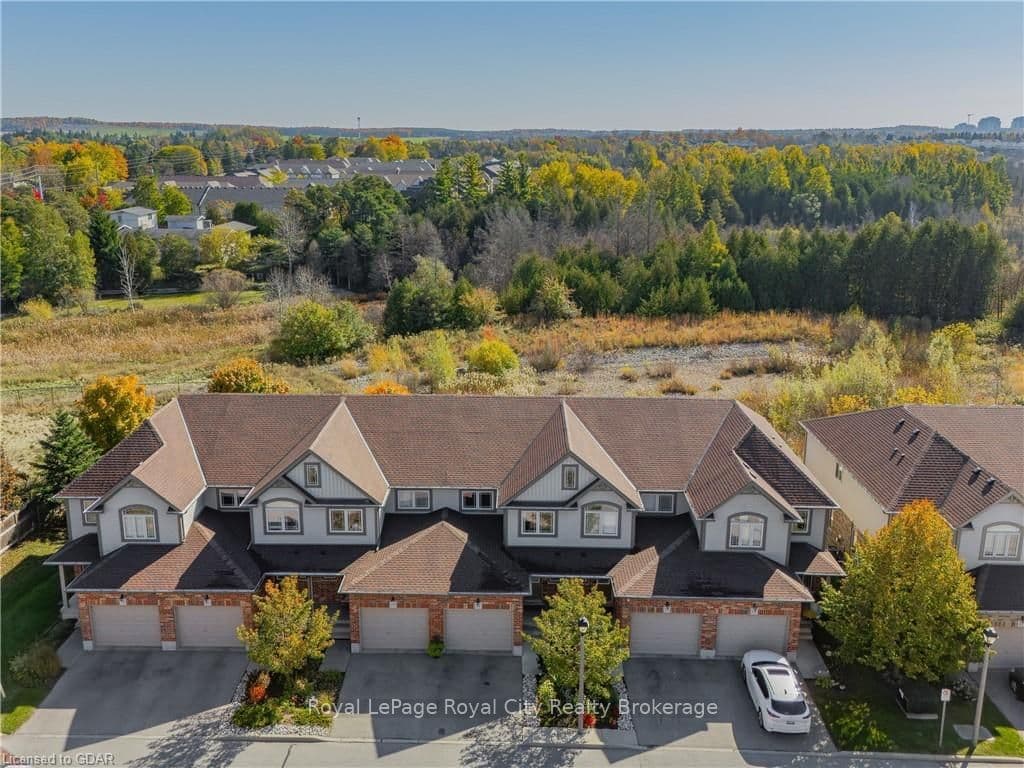 355 MACALISTER Boulevard, Unit 14