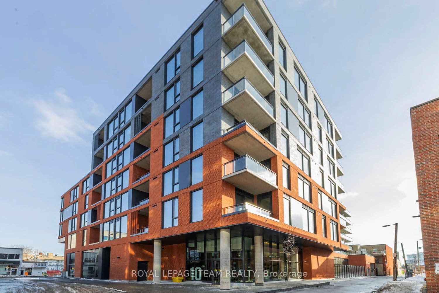 10 James Street, Unit 714