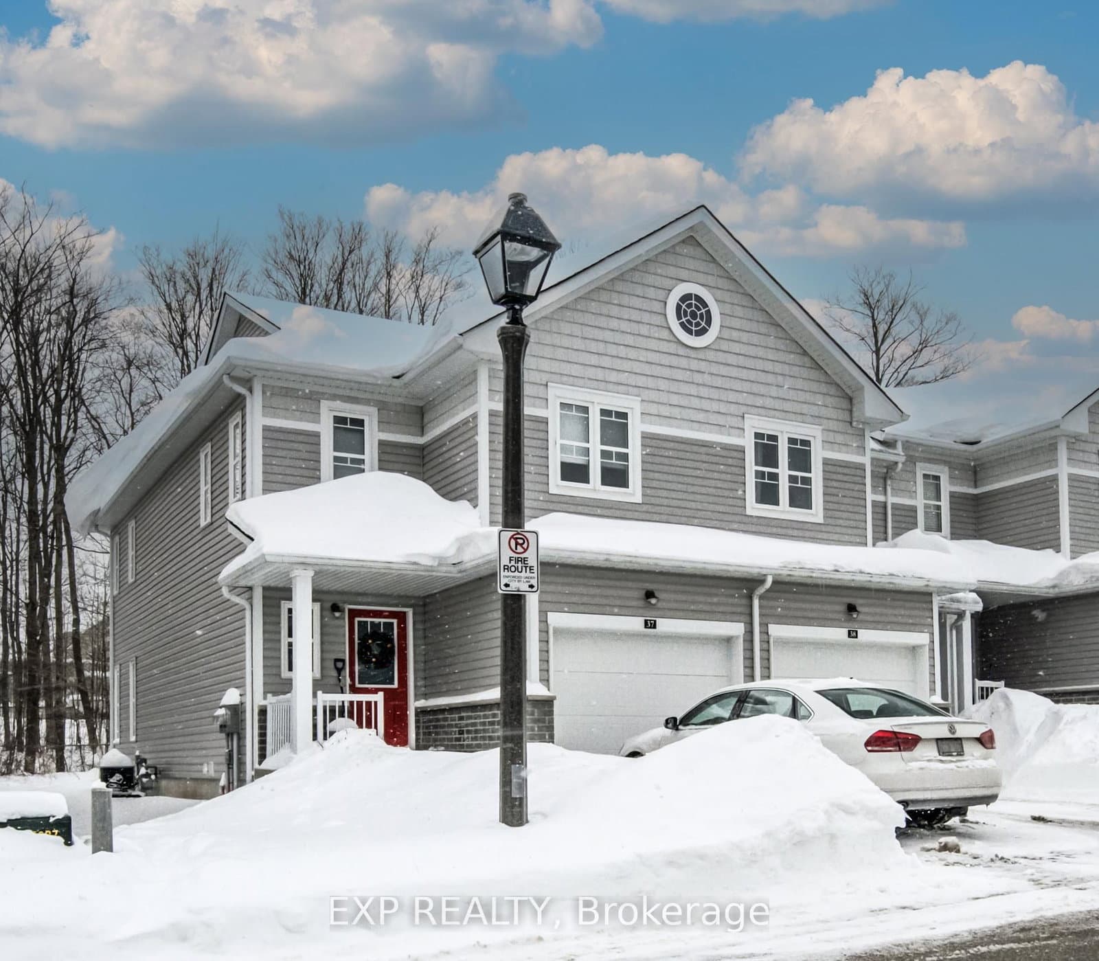 1989 Ottawa Street S