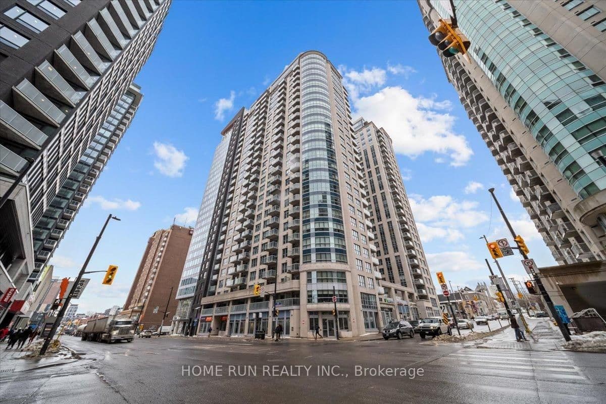 242 Rideau Street, Unit 1301