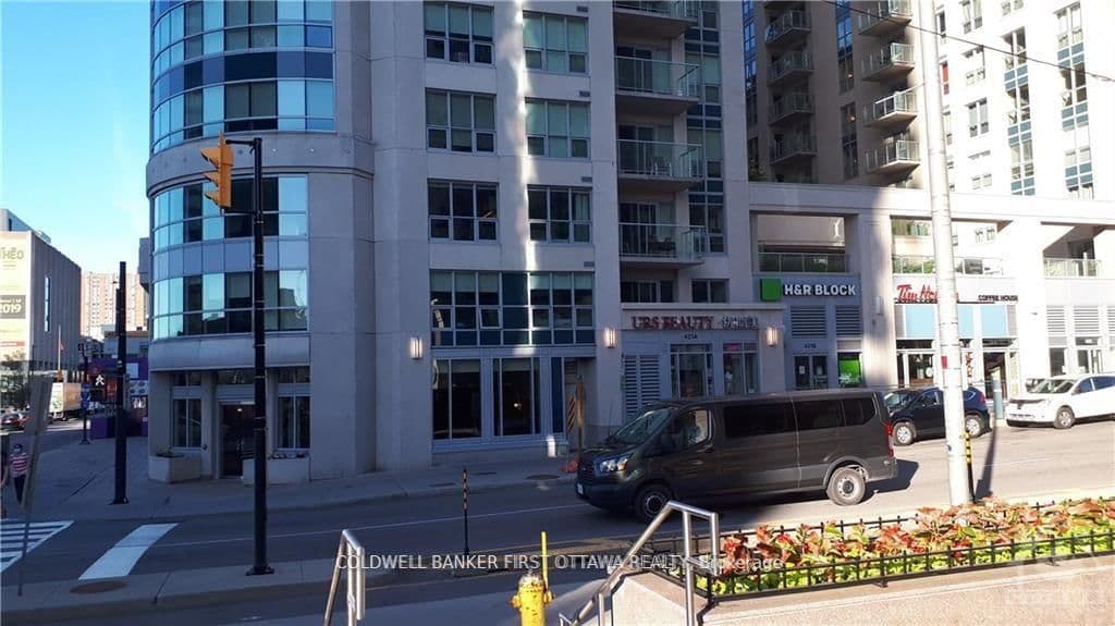 242 Rideau Street, Unit 2608