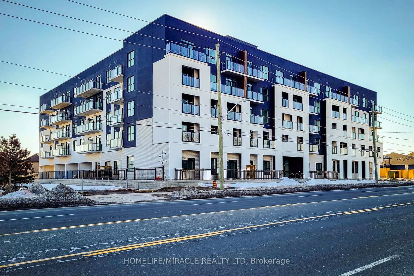 1936 Rymal Road E, Unit 518