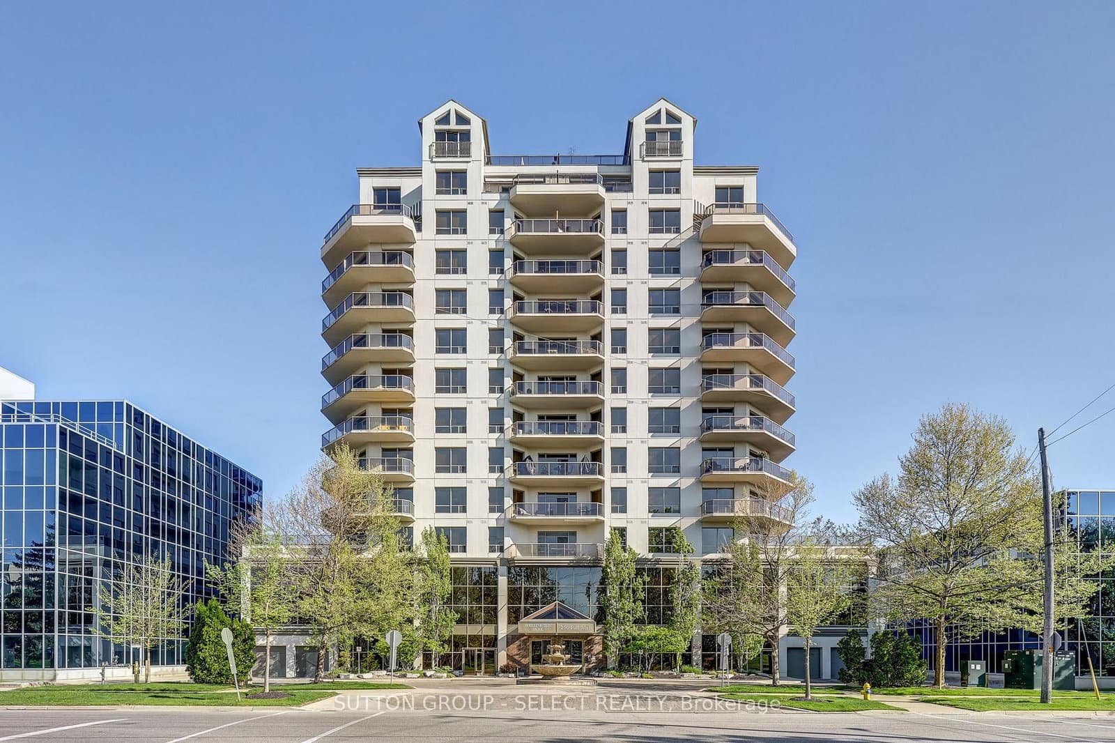 250 Pall Mall Street, Unit 806