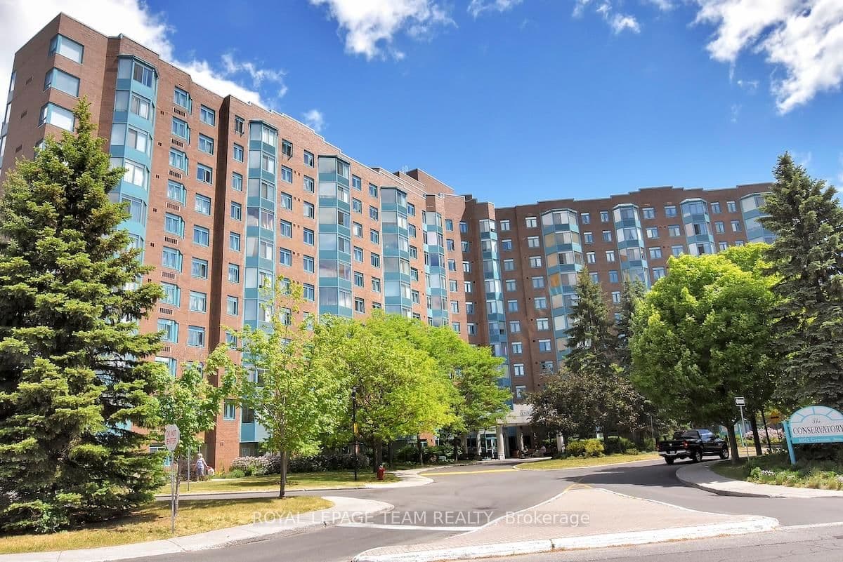 1025 GRENON Avenue, Unit 309