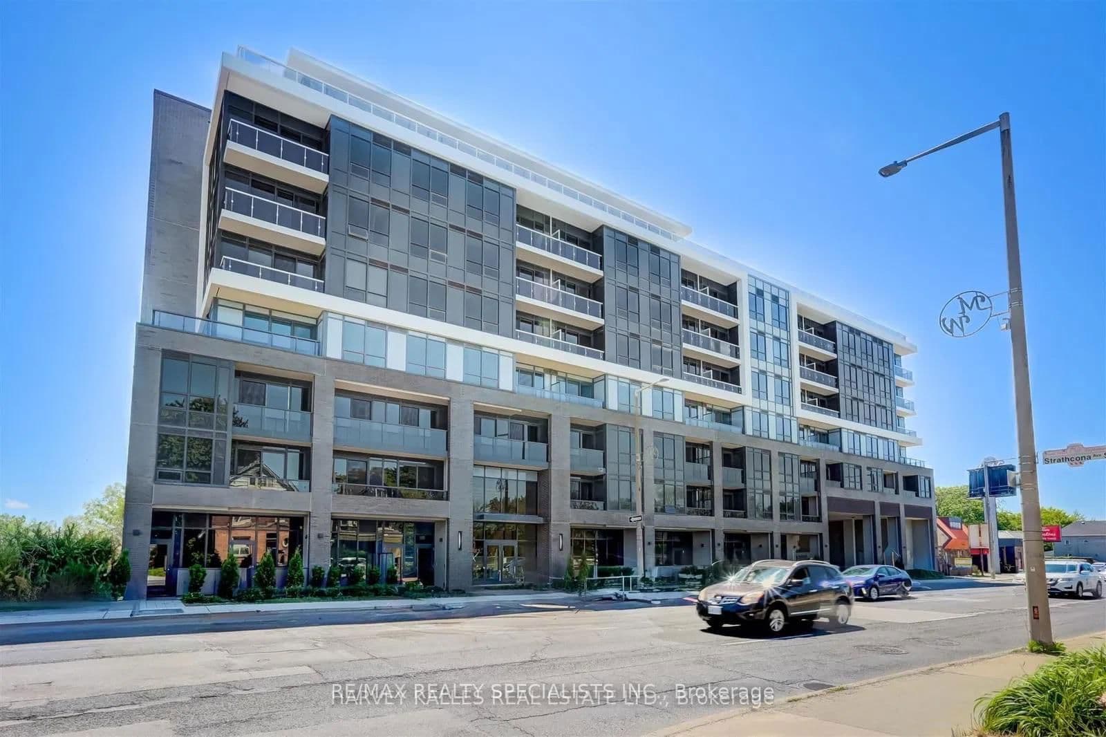 415 Main Street W, Unit 104