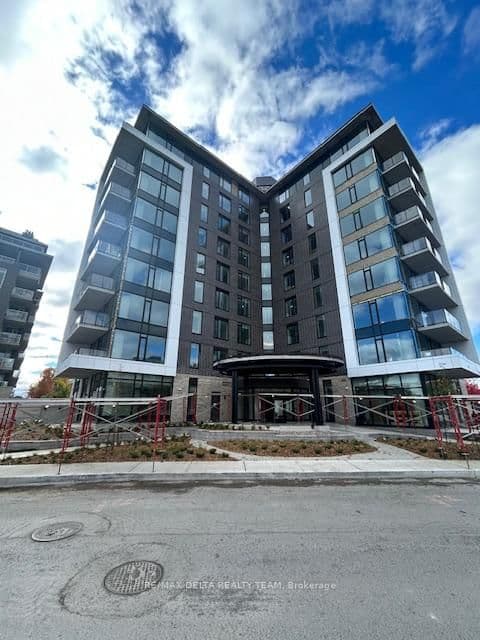#106 - 360 DESCHATELETS Avenue